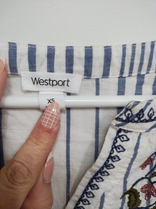 Embroidered 100% cotton bell 3/4 sleeve pullover tunic - Picture 4 of 7